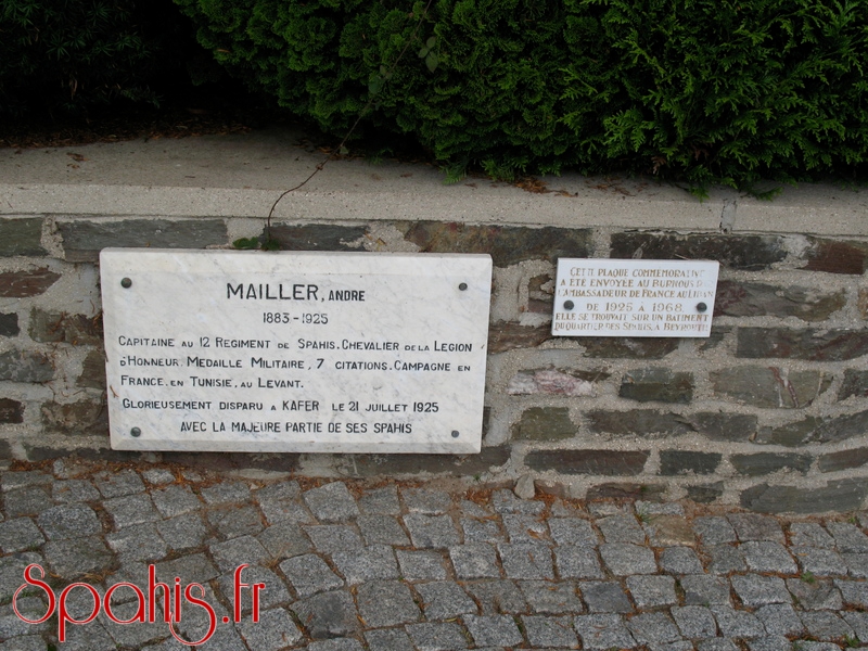 Plaque d'hommage au capitaine André Mailler